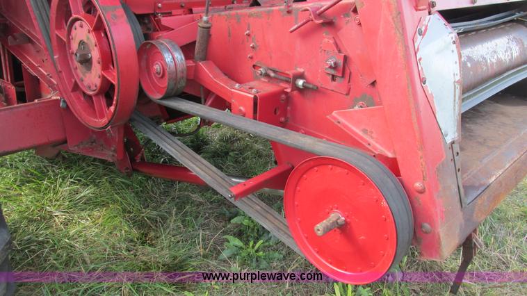 image for item I3237 1992 Case IH 1680 Axial Flow combine