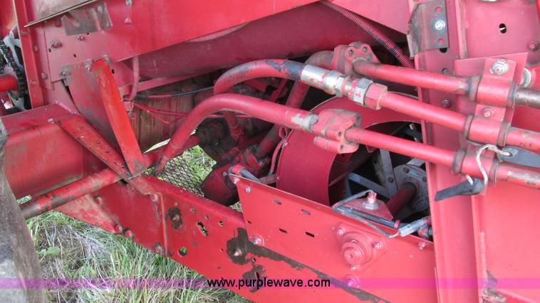 image for item I3237 1992 Case IH 1680 Axial Flow combine