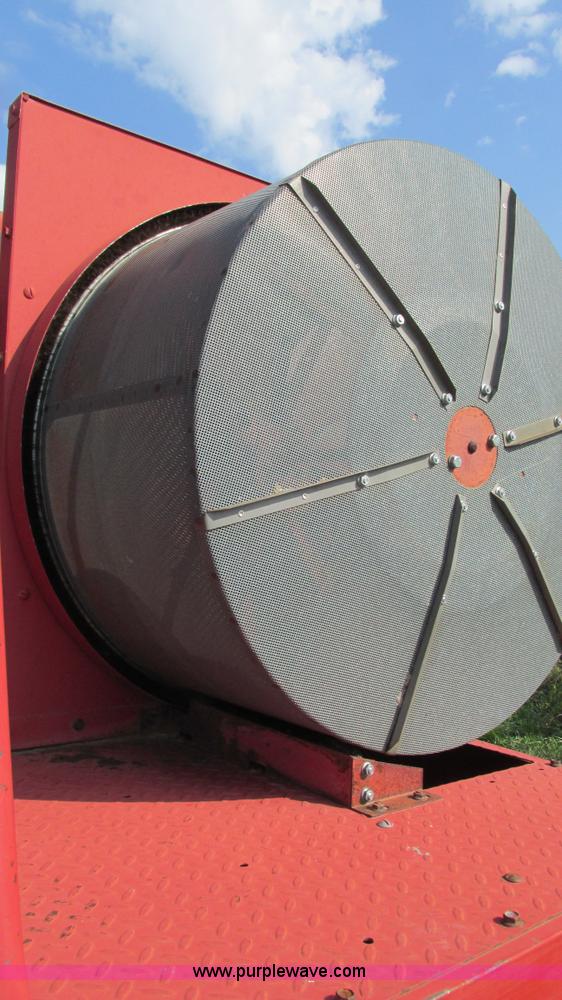 image for item I3237 1992 Case IH 1680 Axial Flow combine