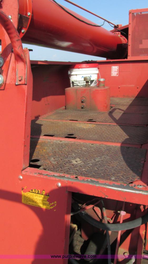 image for item I3237 1992 Case IH 1680 Axial Flow combine