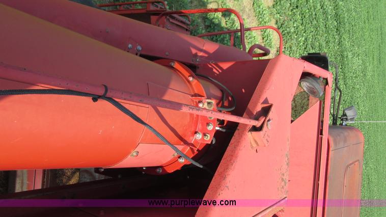image for item I3237 1992 Case IH 1680 Axial Flow combine