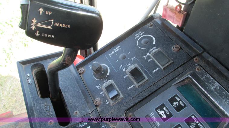 image for item I3237 1992 Case IH 1680 Axial Flow combine