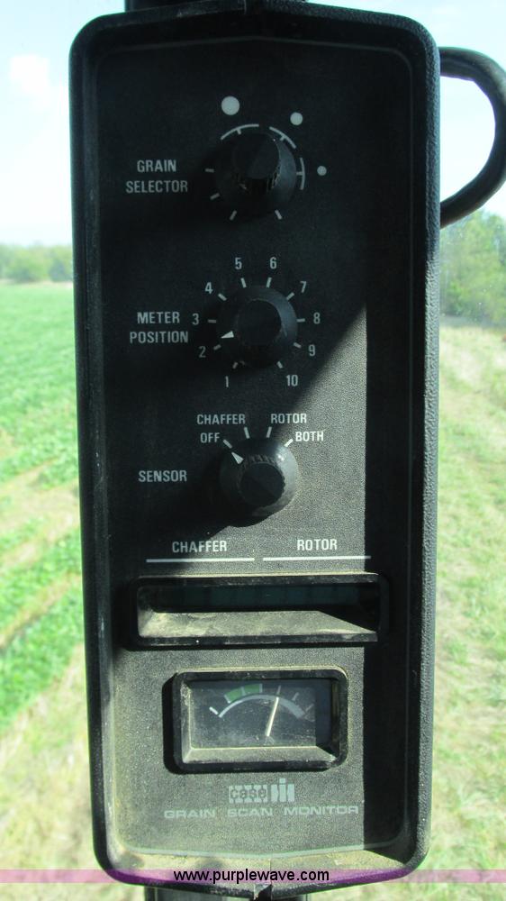 image for item I3237 1992 Case IH 1680 Axial Flow combine