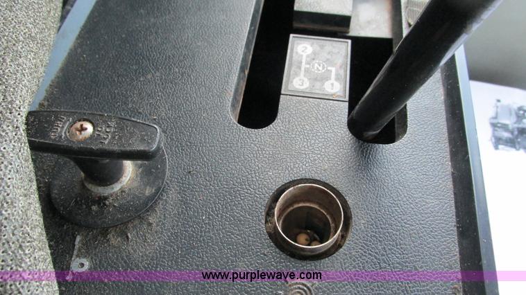 image for item I3237 1992 Case IH 1680 Axial Flow combine