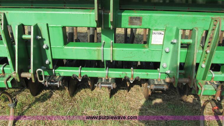 image for item I3239 Great Plains Solid Stand 14 grain drill