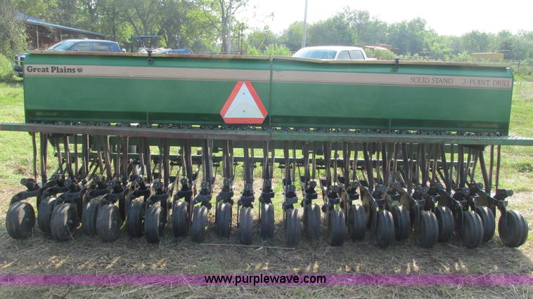 image for item I3239 Great Plains Solid Stand 14 grain drill
