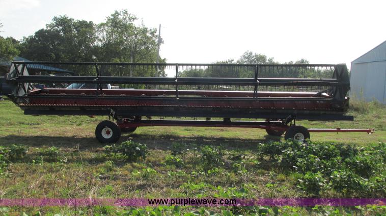 image for item I3240 1997 Case IH 1020 flex head