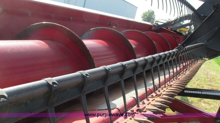 image for item I3240 1997 Case IH 1020 flex head