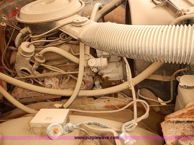 image for item I5465 1979 GMC Sierra 25 utility truck