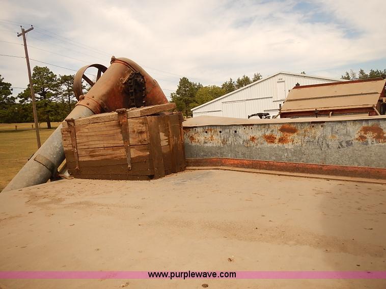 image for item I5484 J.I. Case threshing machine