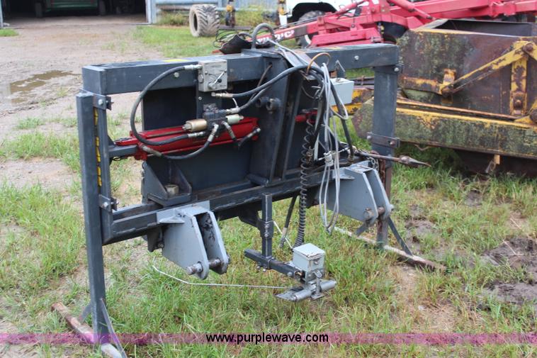 image for item I5850 1991 Navigator guidance hitch for cultivator