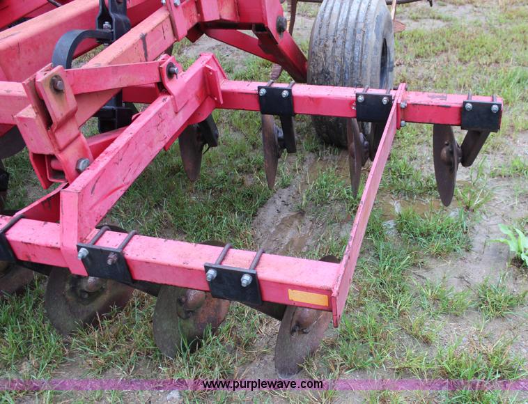 image for item I5853 1990 Wil-Rich 6600 disk ripper