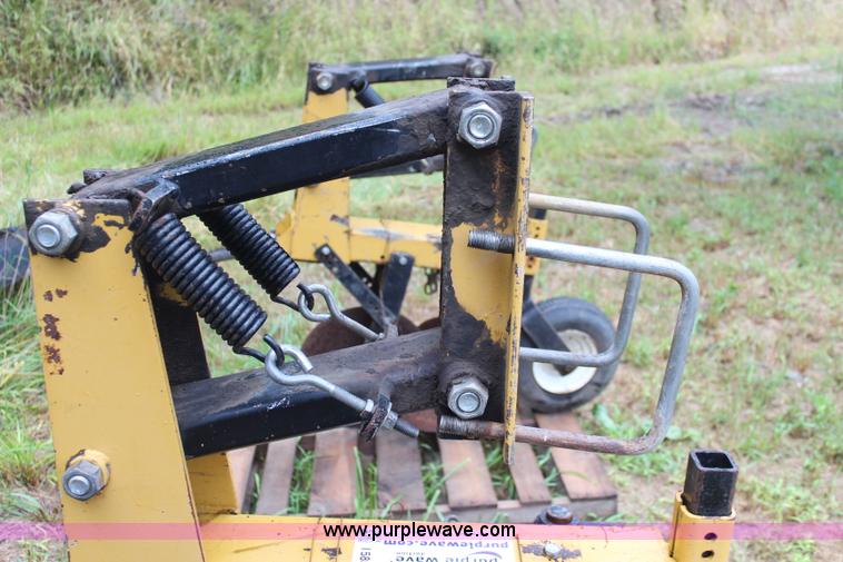 image for item I5854 1991 Landoll cultivator units