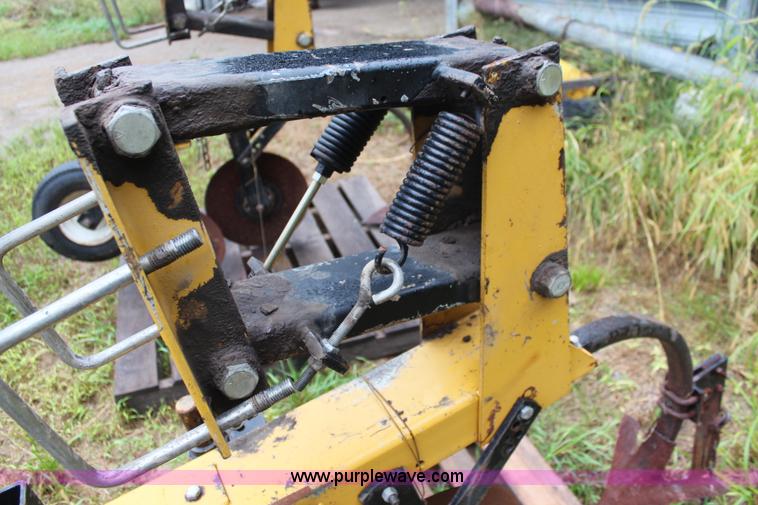 image for item I5854 1991 Landoll cultivator units