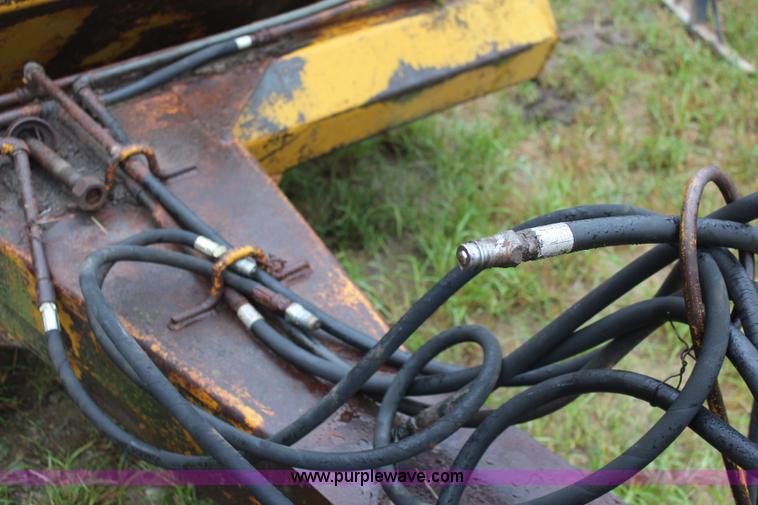 image for item I5854 1991 Landoll cultivator units