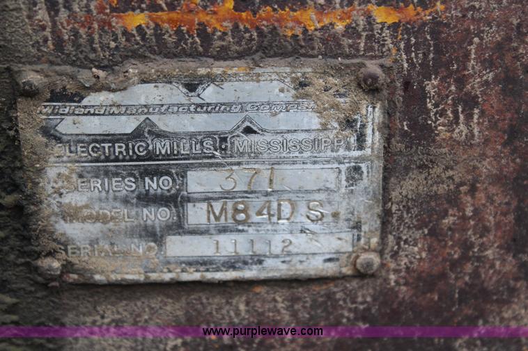 image for item I5854 1991 Landoll cultivator units