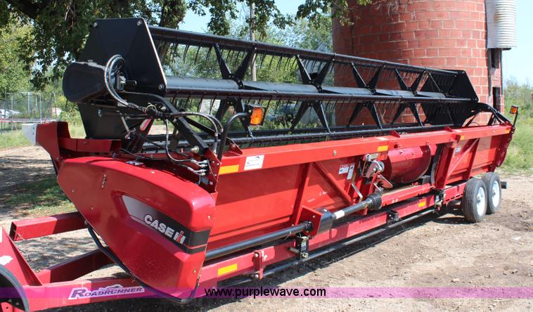 image for item I5870 2010 Case IH 2020 flex head