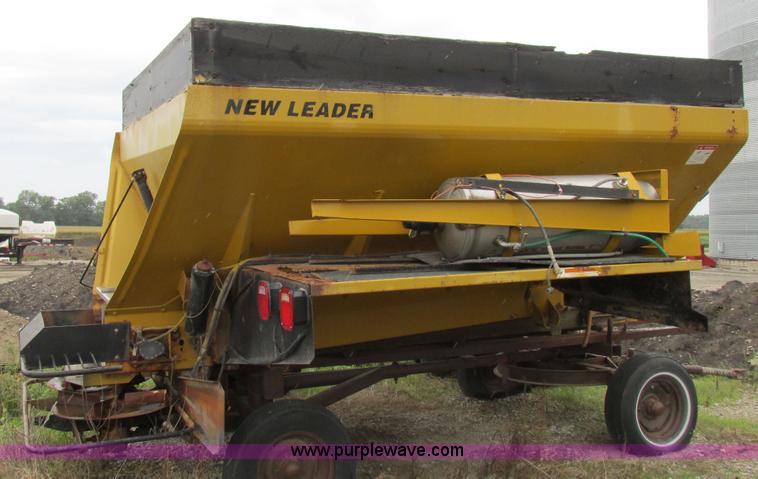 image for item I8953 Big A floater box