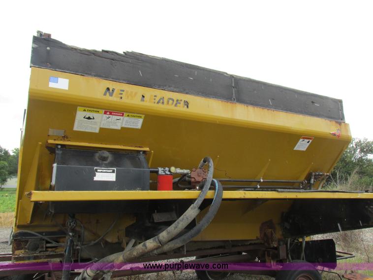 image for item I8953 Big A floater box