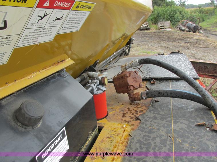 image for item I8953 Big A floater box