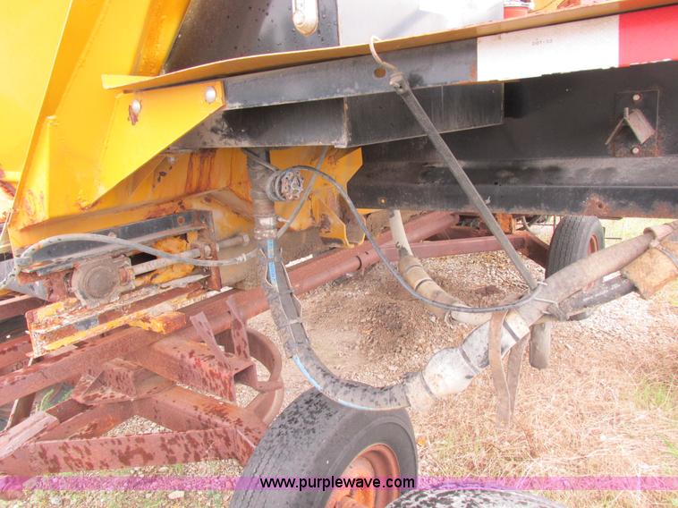 image for item I8953 Big A floater box