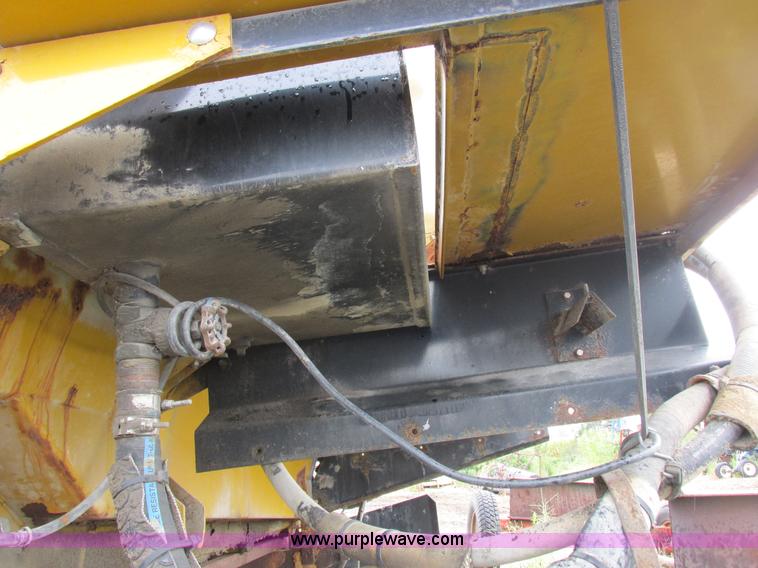 image for item I8953 Big A floater box