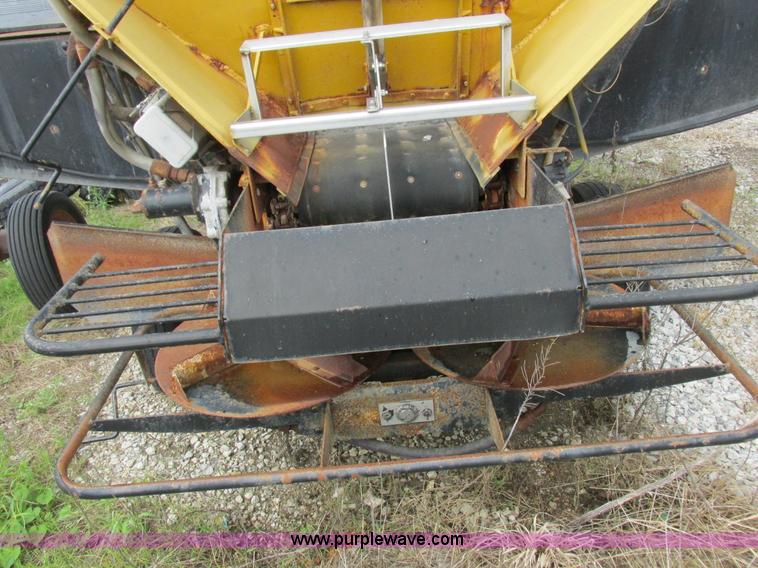 image for item I8953 Big A floater box