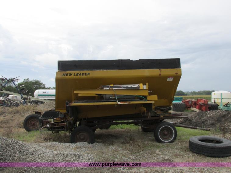 image for item I8953 Big A floater box