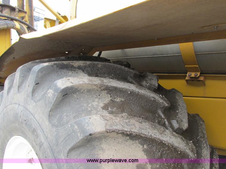 image for item I8954 1994 Big A 2800 self-propelled applicator