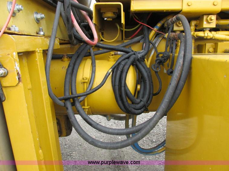 image for item I8954 1994 Big A 2800 self-propelled applicator