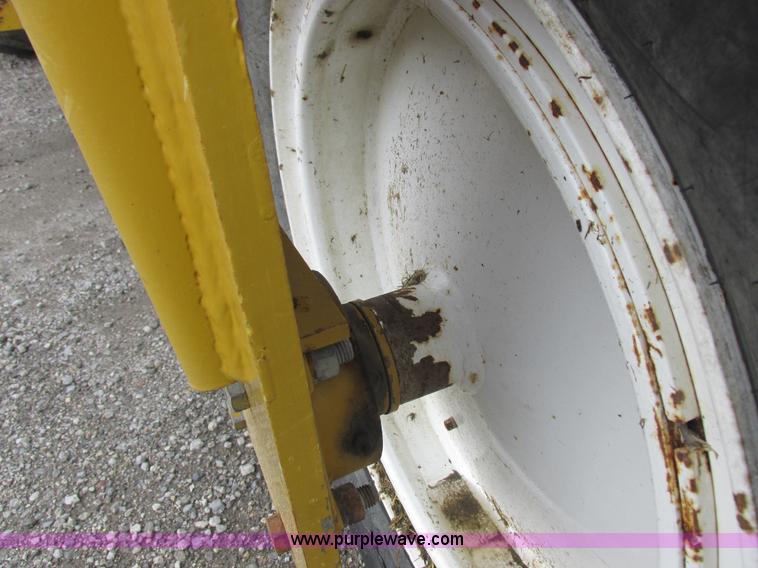 image for item I8954 1994 Big A 2800 self-propelled applicator