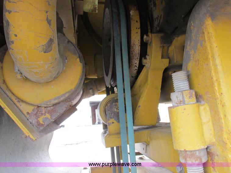 image for item I8954 1994 Big A 2800 self-propelled applicator