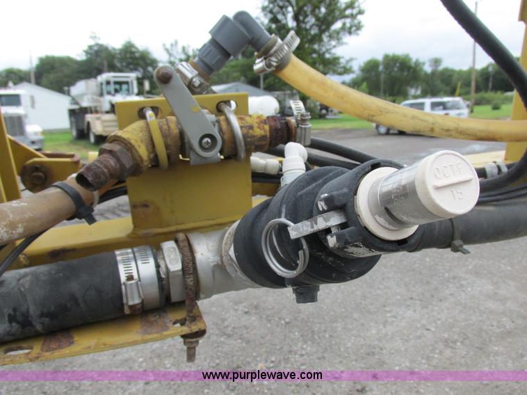 image for item I8954 1994 Big A 2800 self-propelled applicator