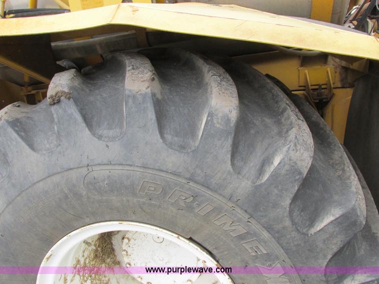 image for item I8954 1994 Big A 2800 self-propelled applicator