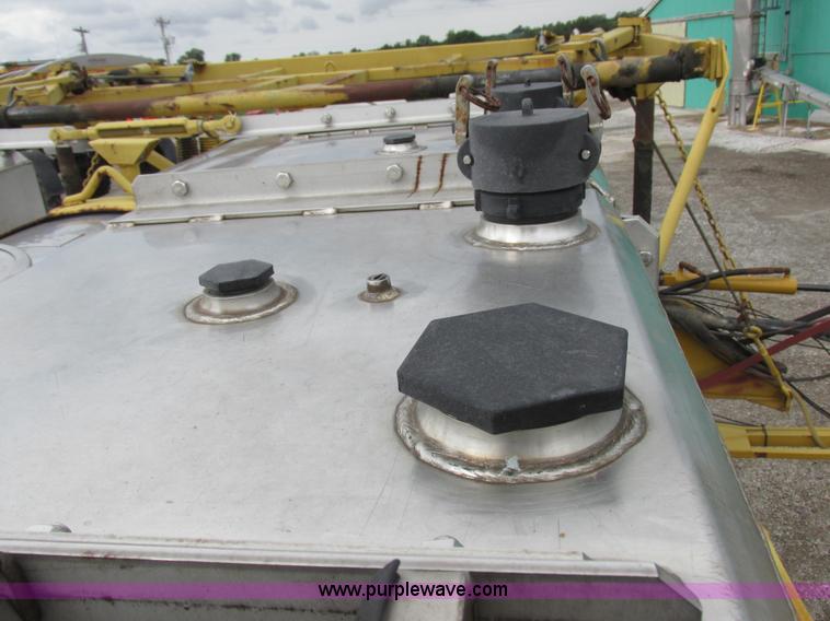 image for item I8954 1994 Big A 2800 self-propelled applicator