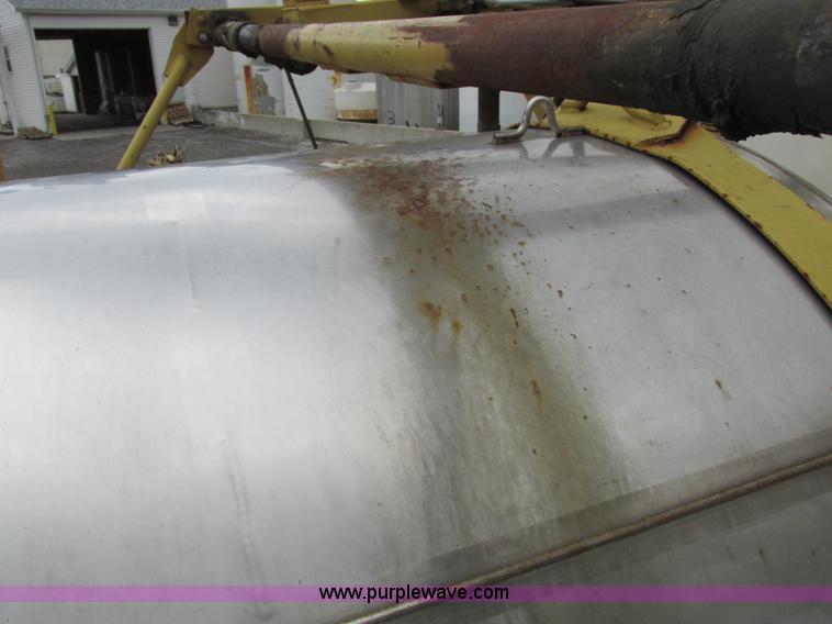 image for item I8954 1994 Big A 2800 self-propelled applicator