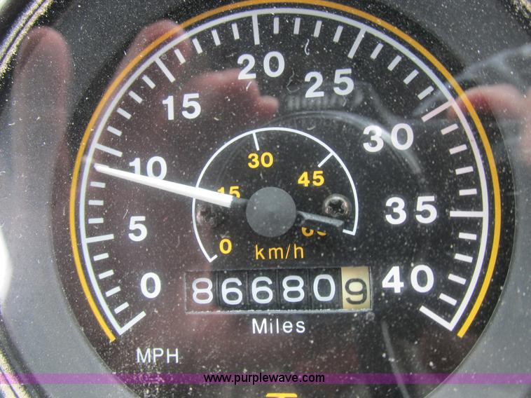 image for item I8954 1994 Big A 2800 self-propelled applicator