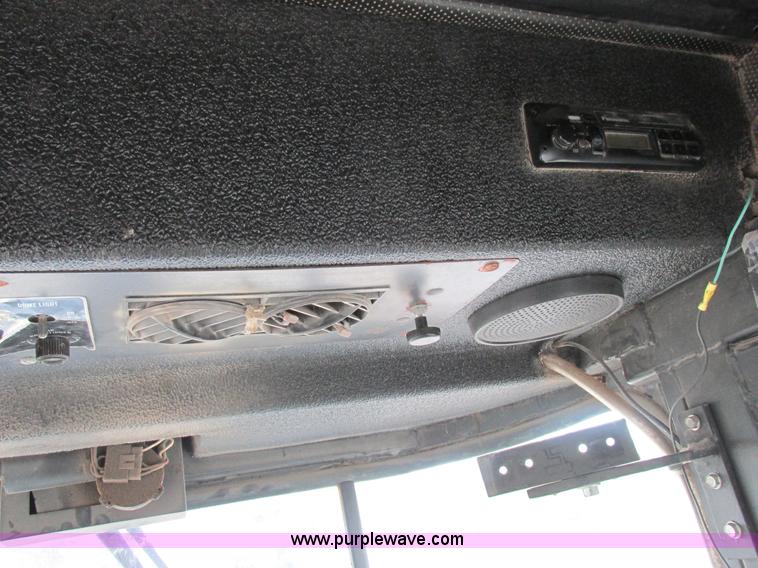 image for item I8954 1994 Big A 2800 self-propelled applicator