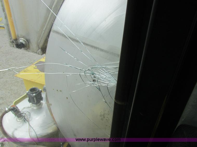 image for item I8954 1994 Big A 2800 self-propelled applicator