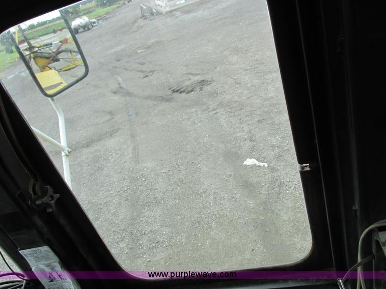 image for item I8954 1994 Big A 2800 self-propelled applicator