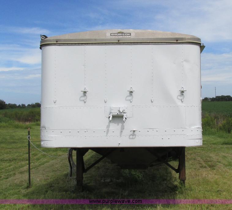 image for item I8956 1973 Timpte grain trailer