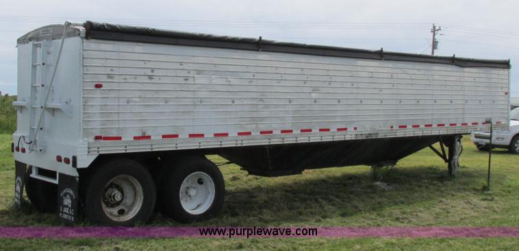 image for item I8956 1973 Timpte grain trailer