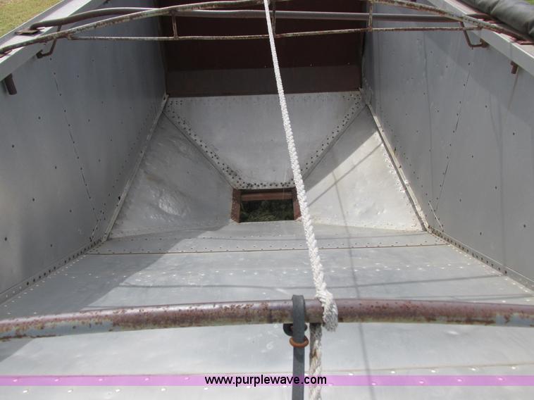 image for item I8956 1973 Timpte grain trailer