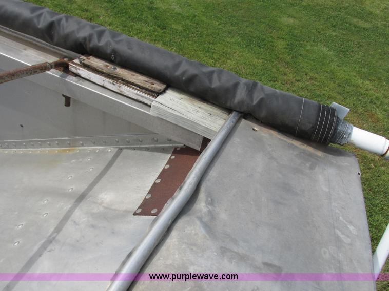 image for item I8956 1973 Timpte grain trailer