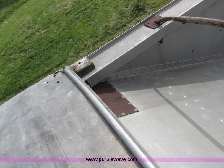 image for item I8956 1973 Timpte grain trailer