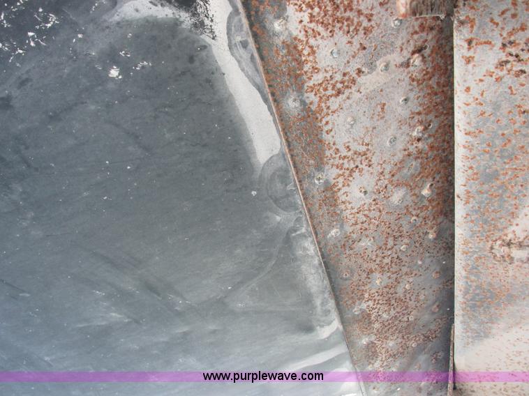 image for item I8956 1973 Timpte grain trailer