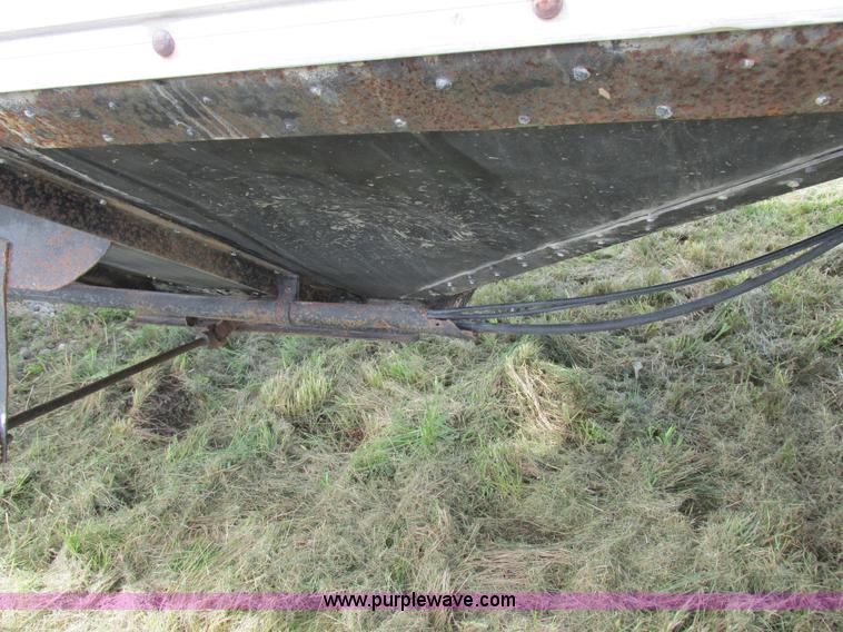 image for item I8956 1973 Timpte grain trailer