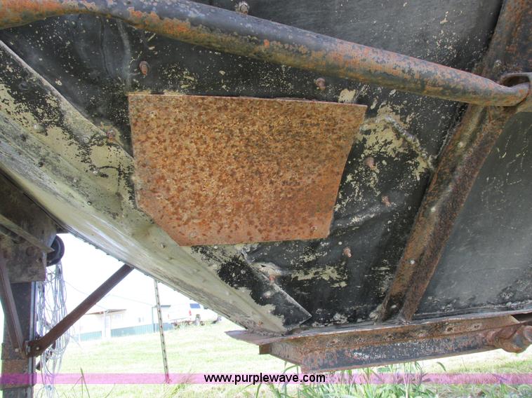 image for item I8956 1973 Timpte grain trailer
