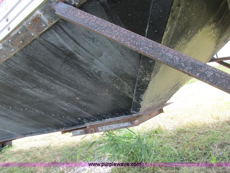image for item I8956 1973 Timpte grain trailer