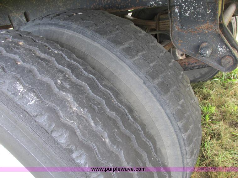 image for item I8956 1973 Timpte grain trailer